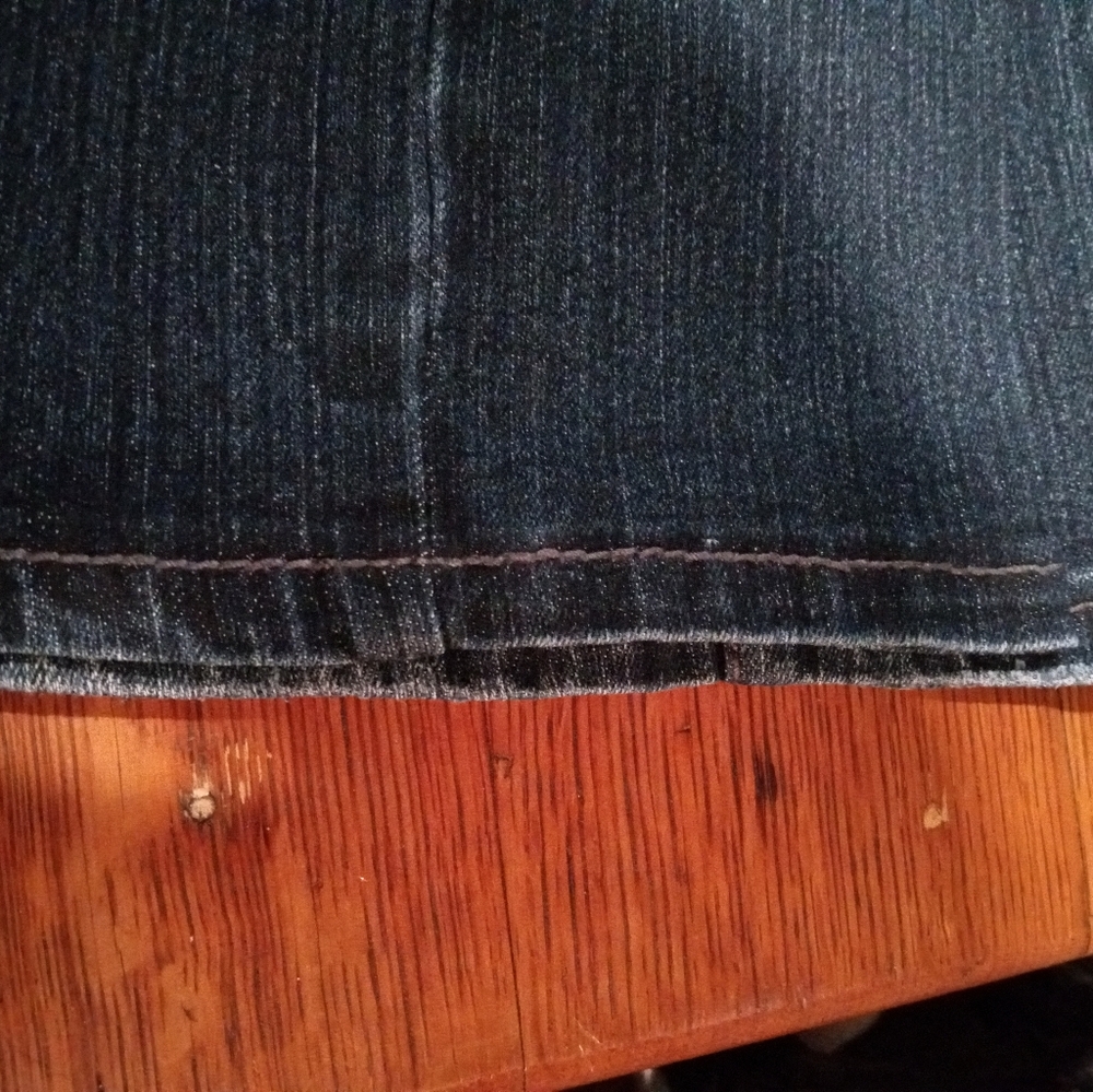 Code Bleu Jeans - Picture 3 of 7